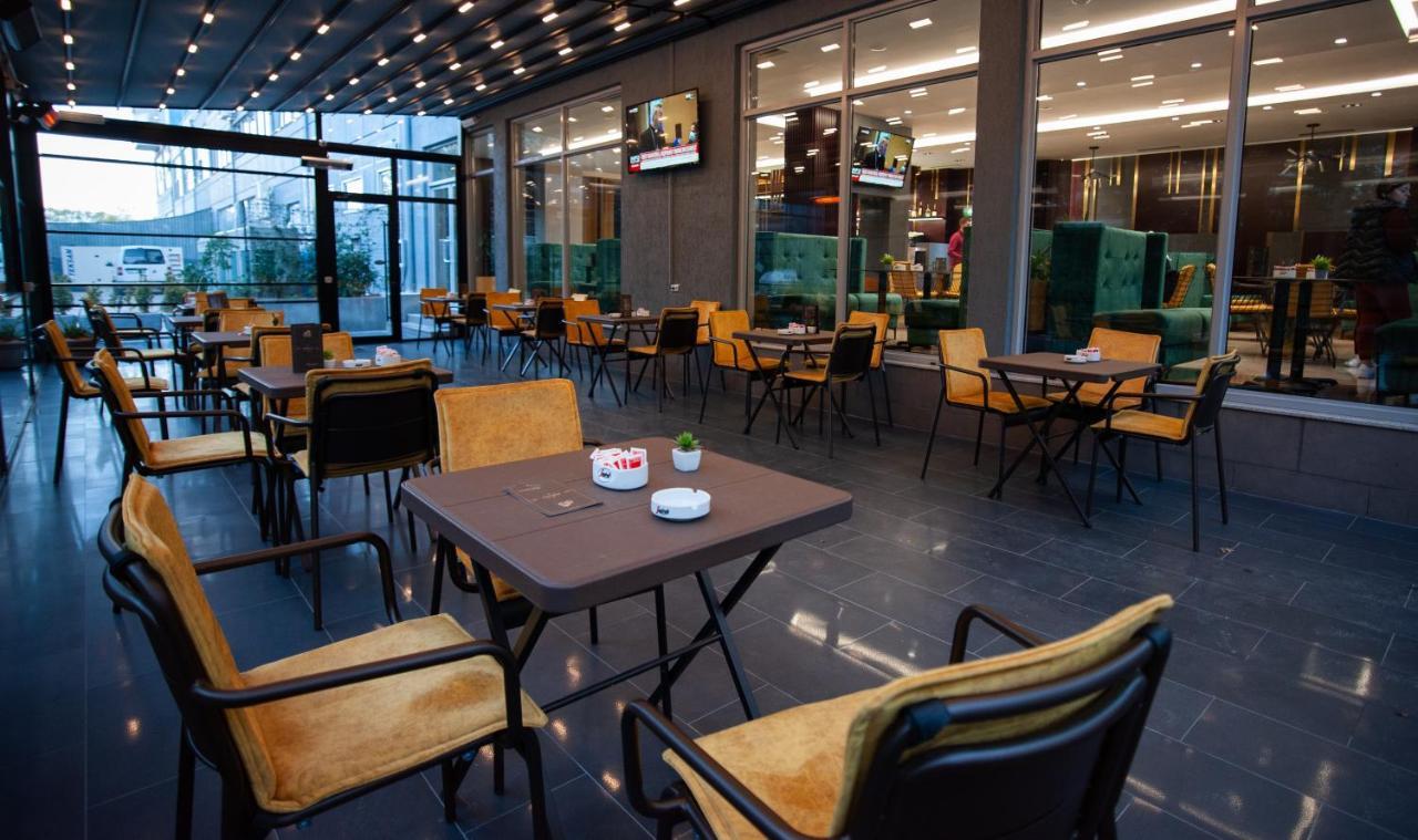 Doanesia Premium Hotel & Spa Tirana Bagian luar foto