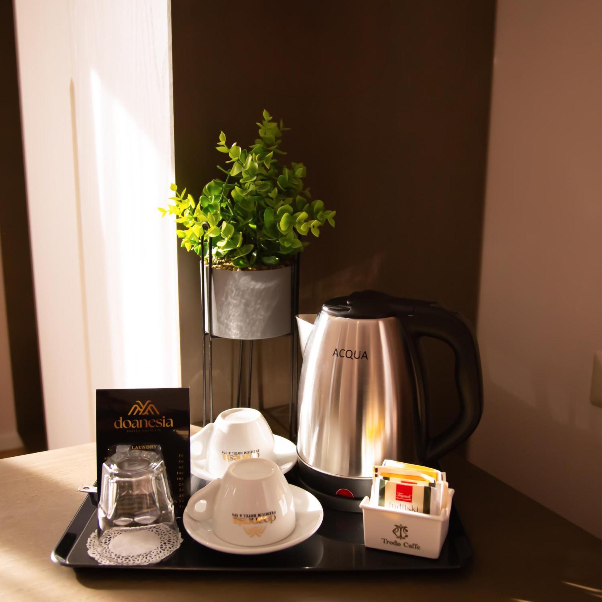Doanesia Premium Hotel & Spa Tirana Bagian luar foto
